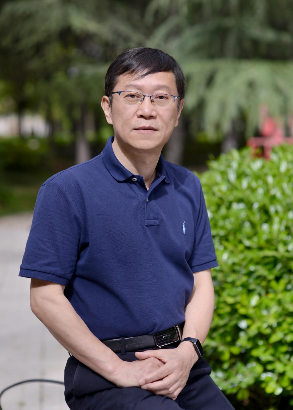 胡宏涛.jpg